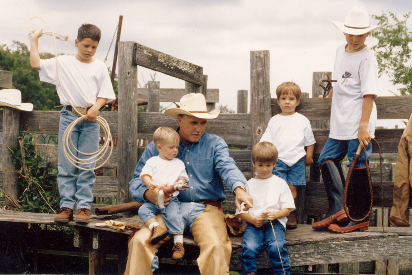 GETTING RIGGED UP FOR THE RODEO