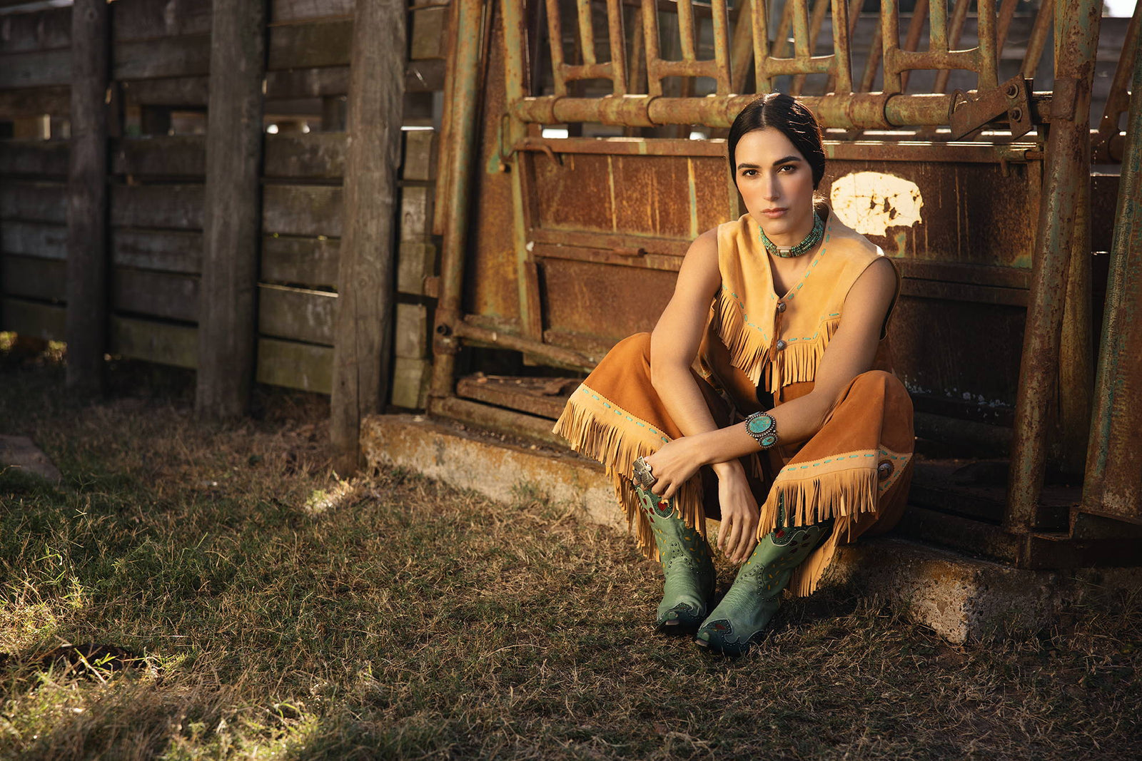 BEAUTY, BRAINS, & BARREL RACING: MARIA PAULA MAIA