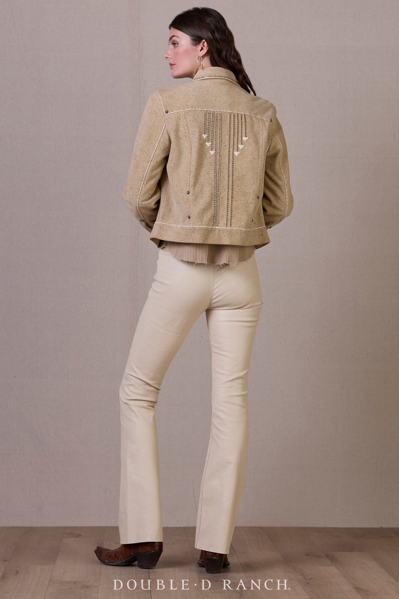 Jacket, Beyond the Trail