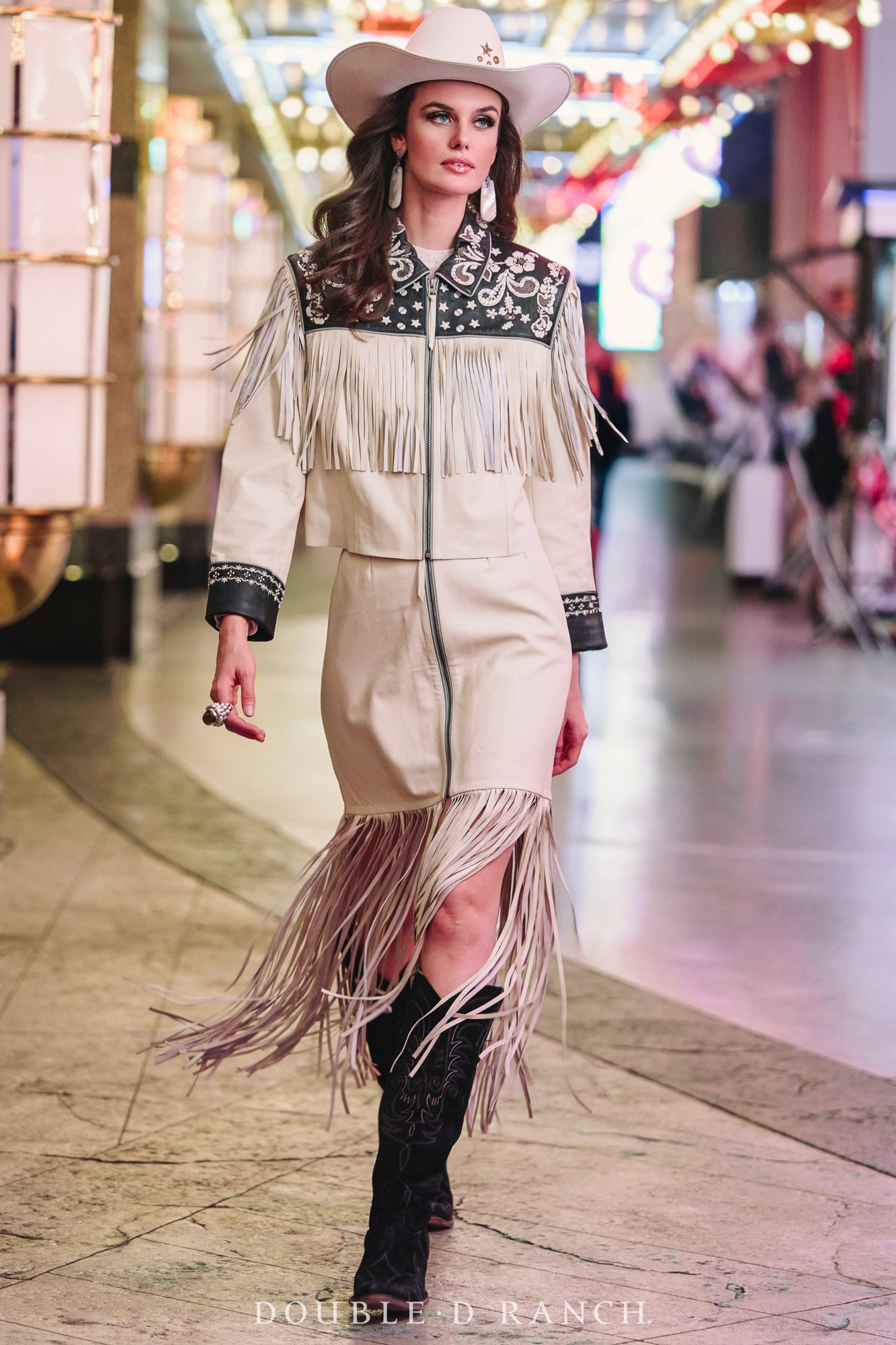 Skirt, Callahan's Corral