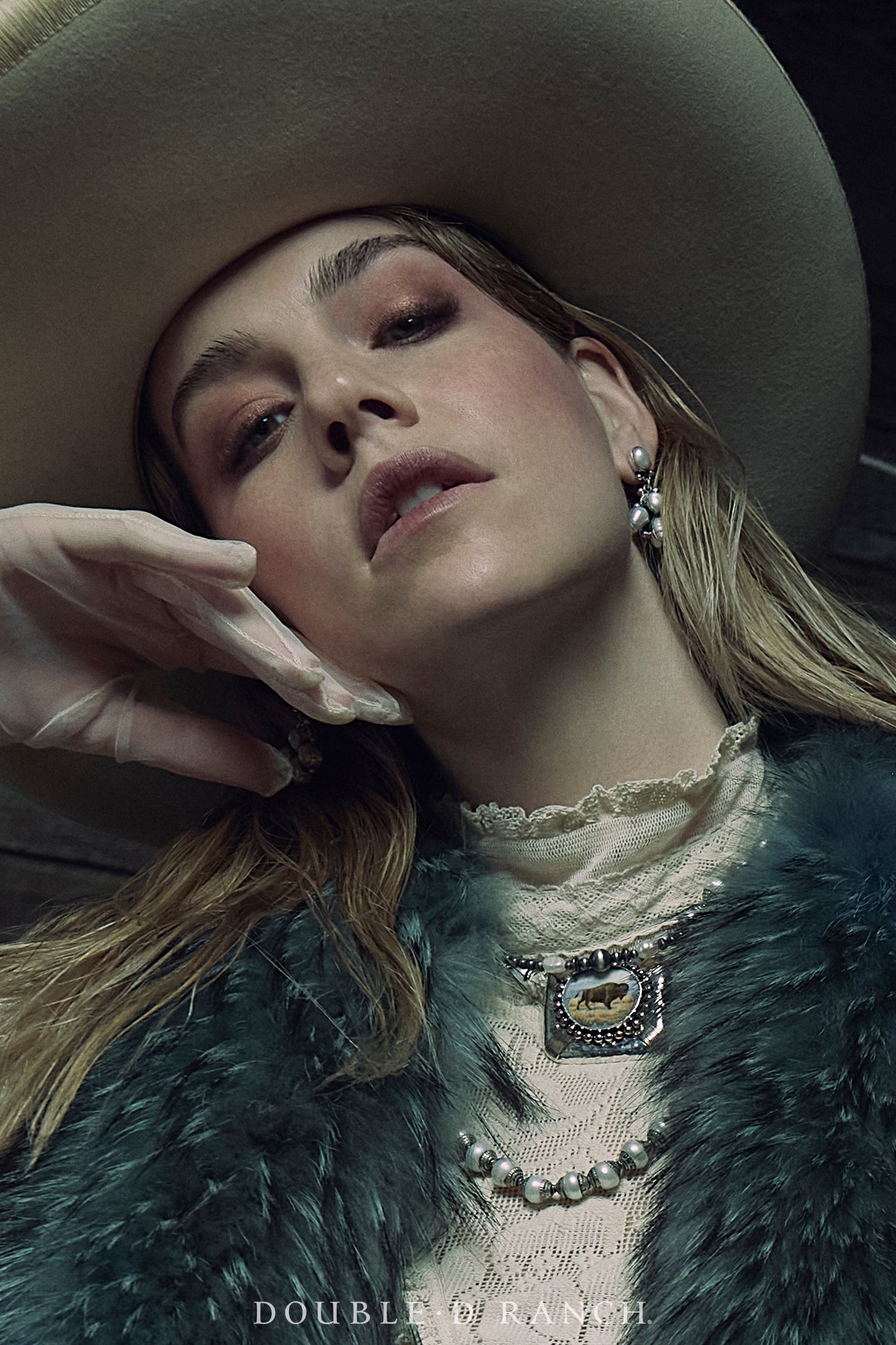 Earrings, Federico, Drop, Mother of Pearl, Hallmark, Contemporary, 1555K