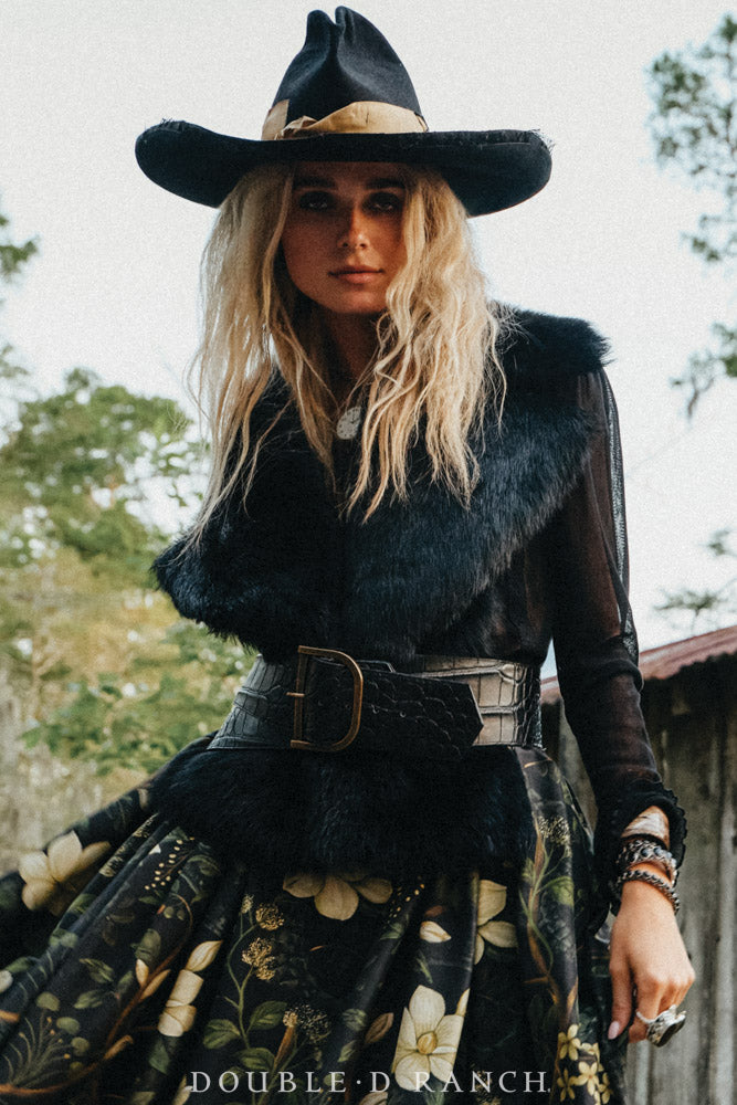 Vest, Michelle Collar