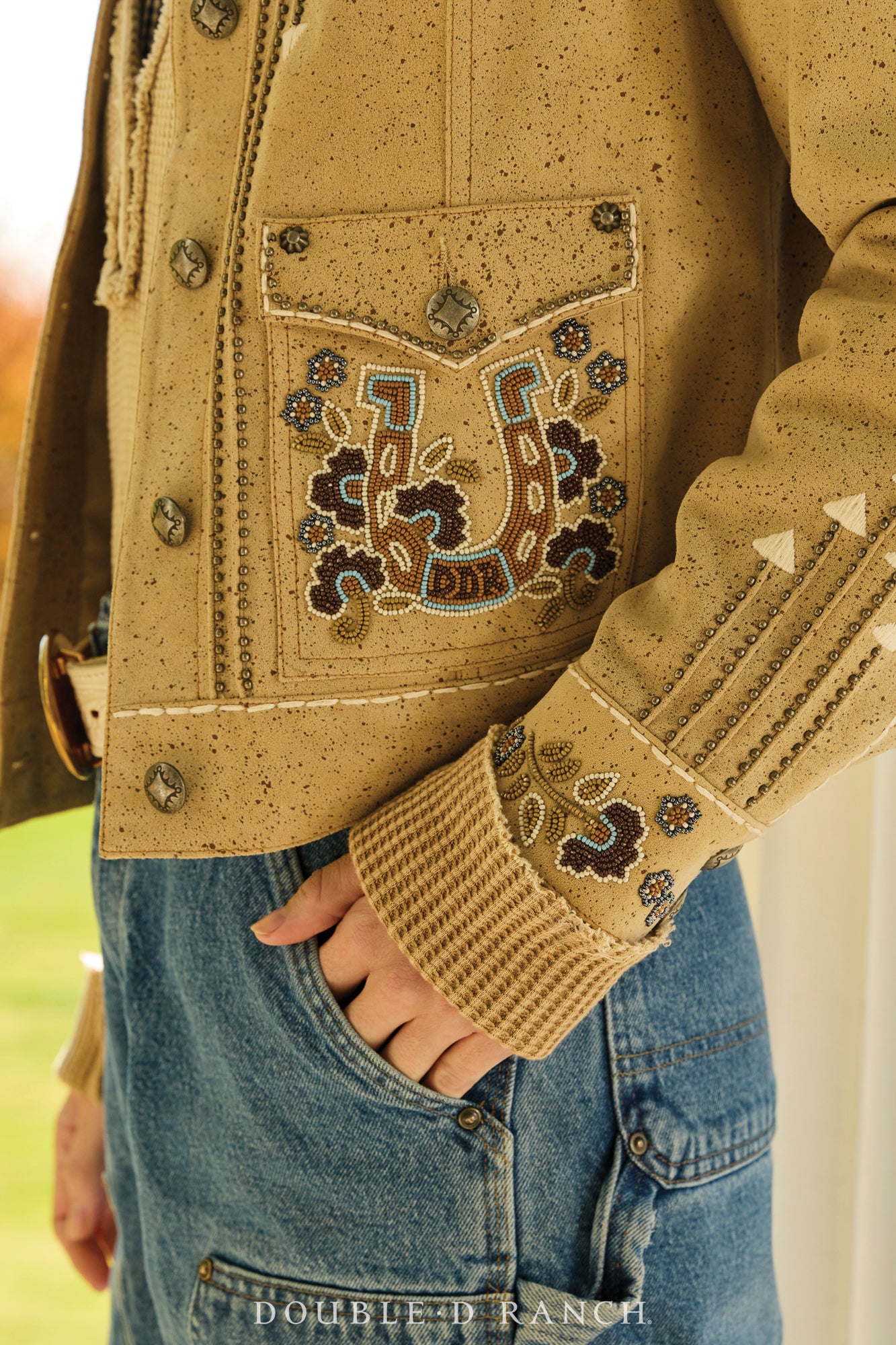 Jacket, Beyond the Trail