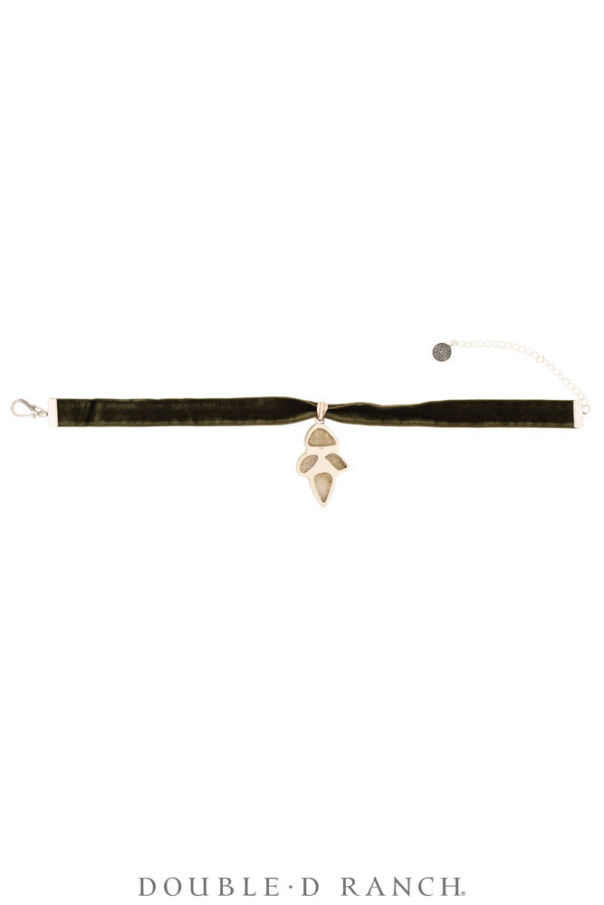 Necklace, Pendant, Margeaux Ribbon With Faceted Quartz, Hallmark, Contemporary, 3995D