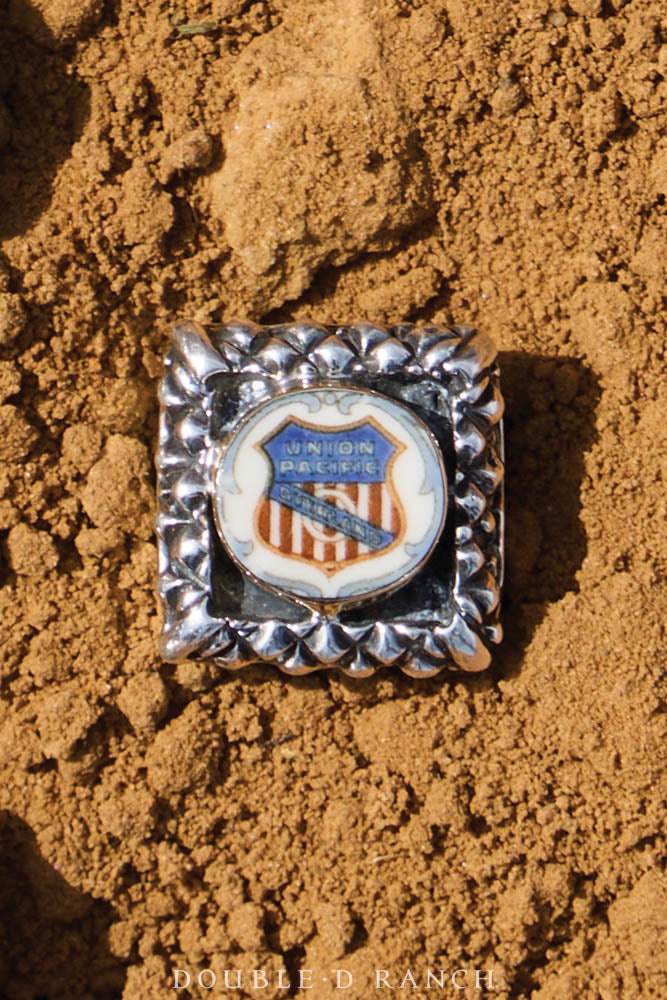 Ring, Dian Malouf, Statement, Railroad China, Union Jack, Hallmark, Contemporary, 1973