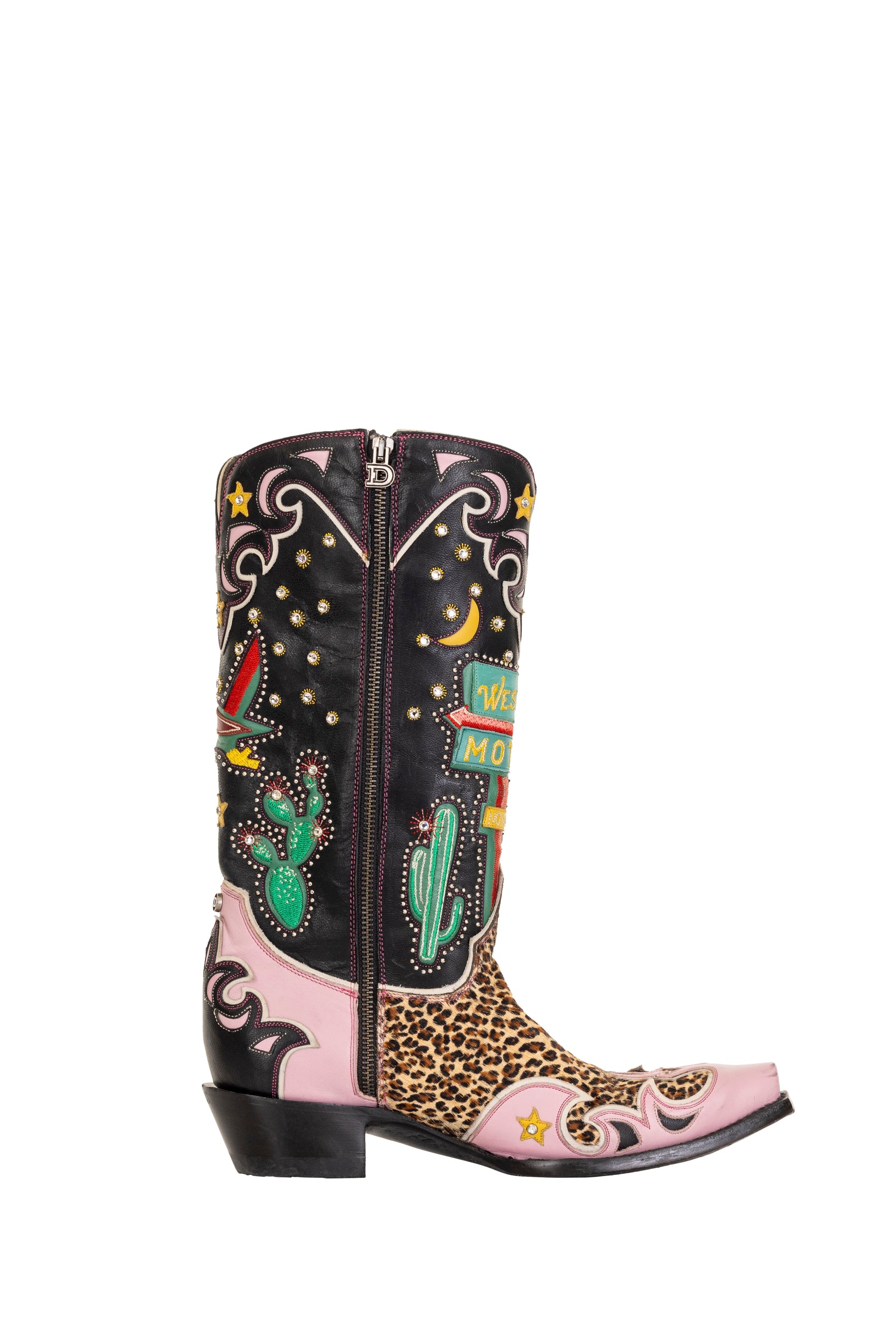 Boot, The Western Motel