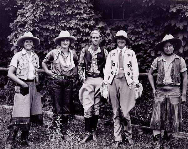 Short History of American Dude Ranches and the Joya Real