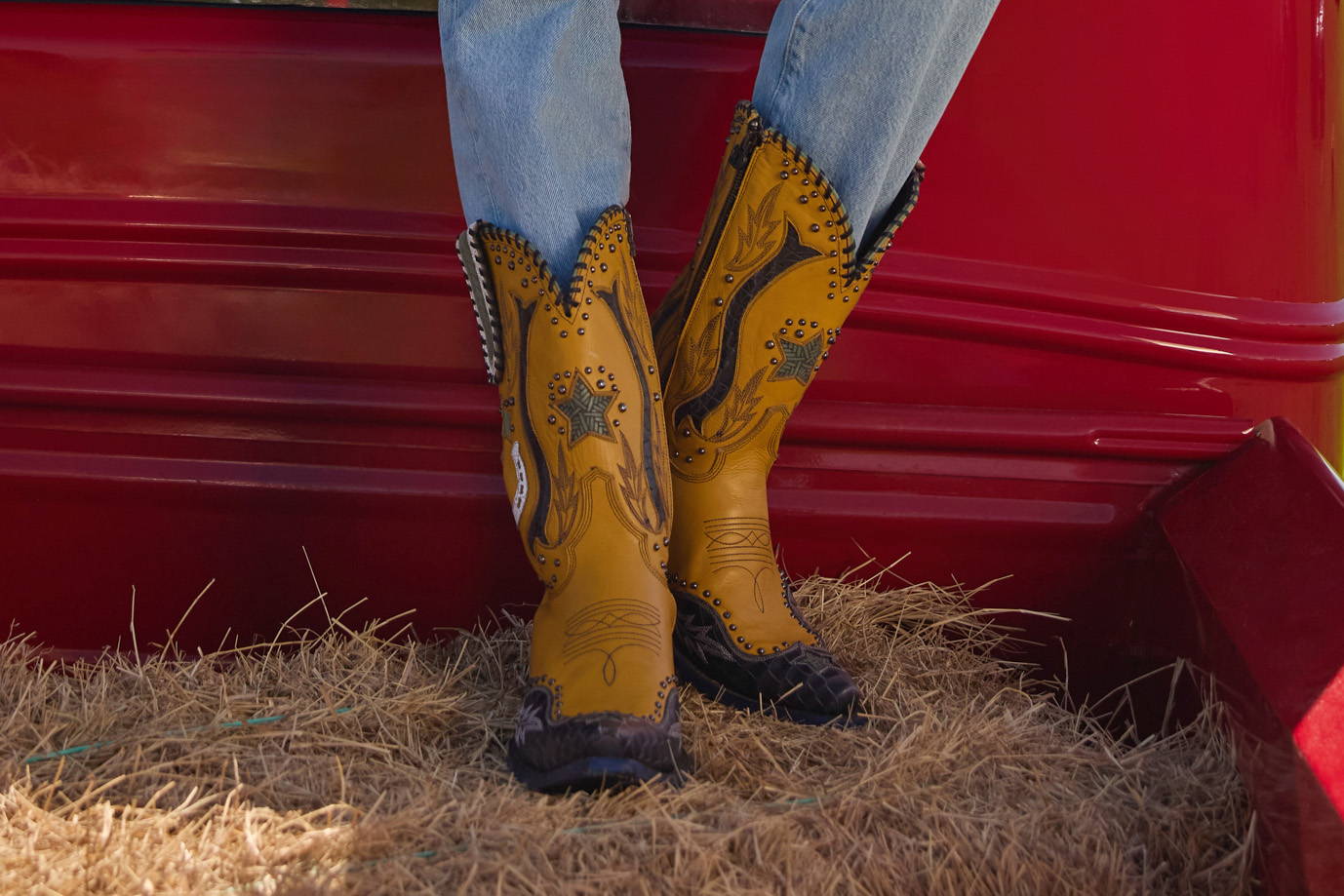 KICKIN’ OFF THE SUMMER!