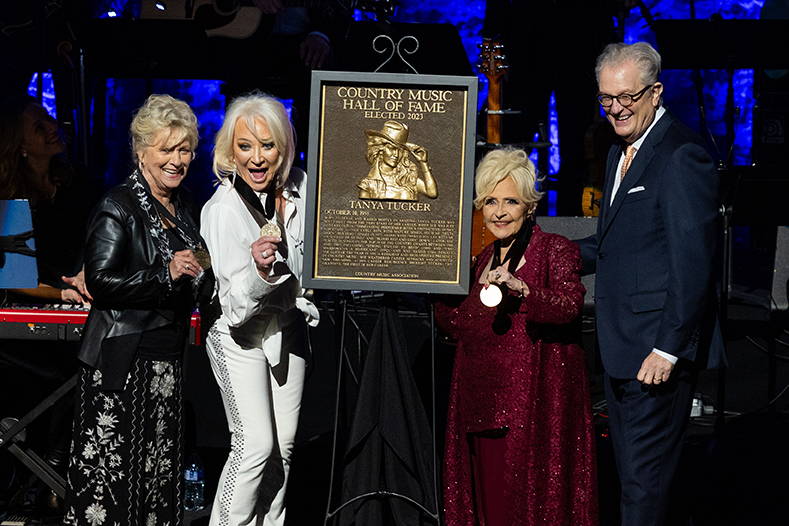 TANYA TUCKER JOINS THE COUNTRY MUSIC HALL OF FAME