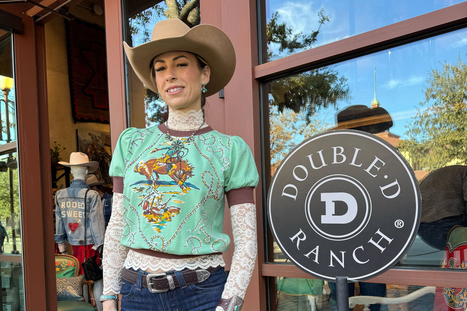 RODEO ROUND-UP RECAP: ART, EMBELLISHMENTS, & ACCESSORIES