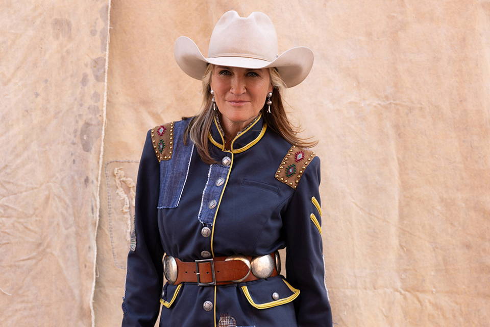 DDR DRESS-UP: UNTAMED TERRITORY