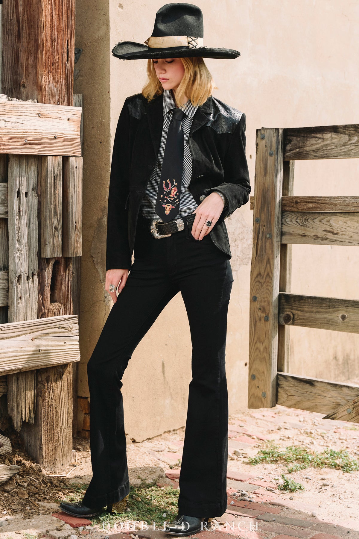 Jacket, Head in the Sand