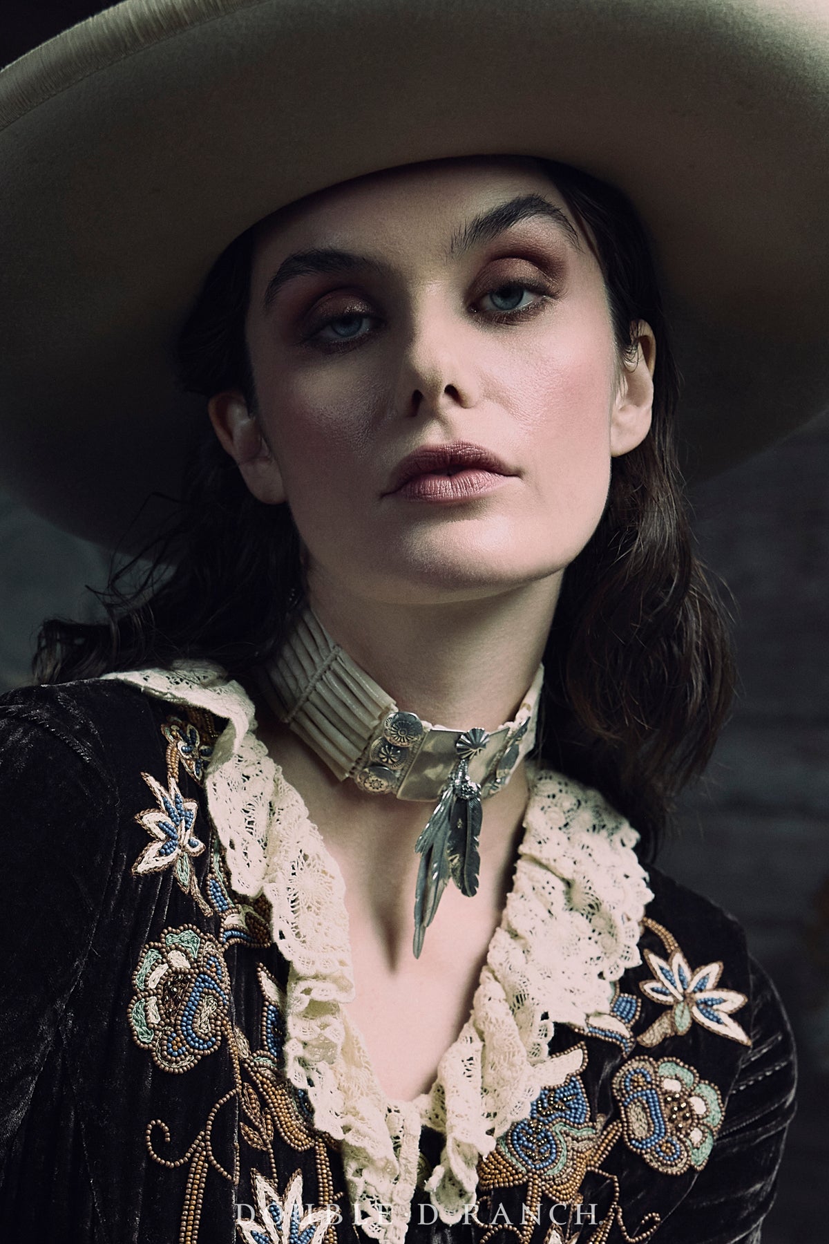 Necklace, Mummy's Bundle, by Double D Ranch, Isabella, Choker, Dentalium, 150