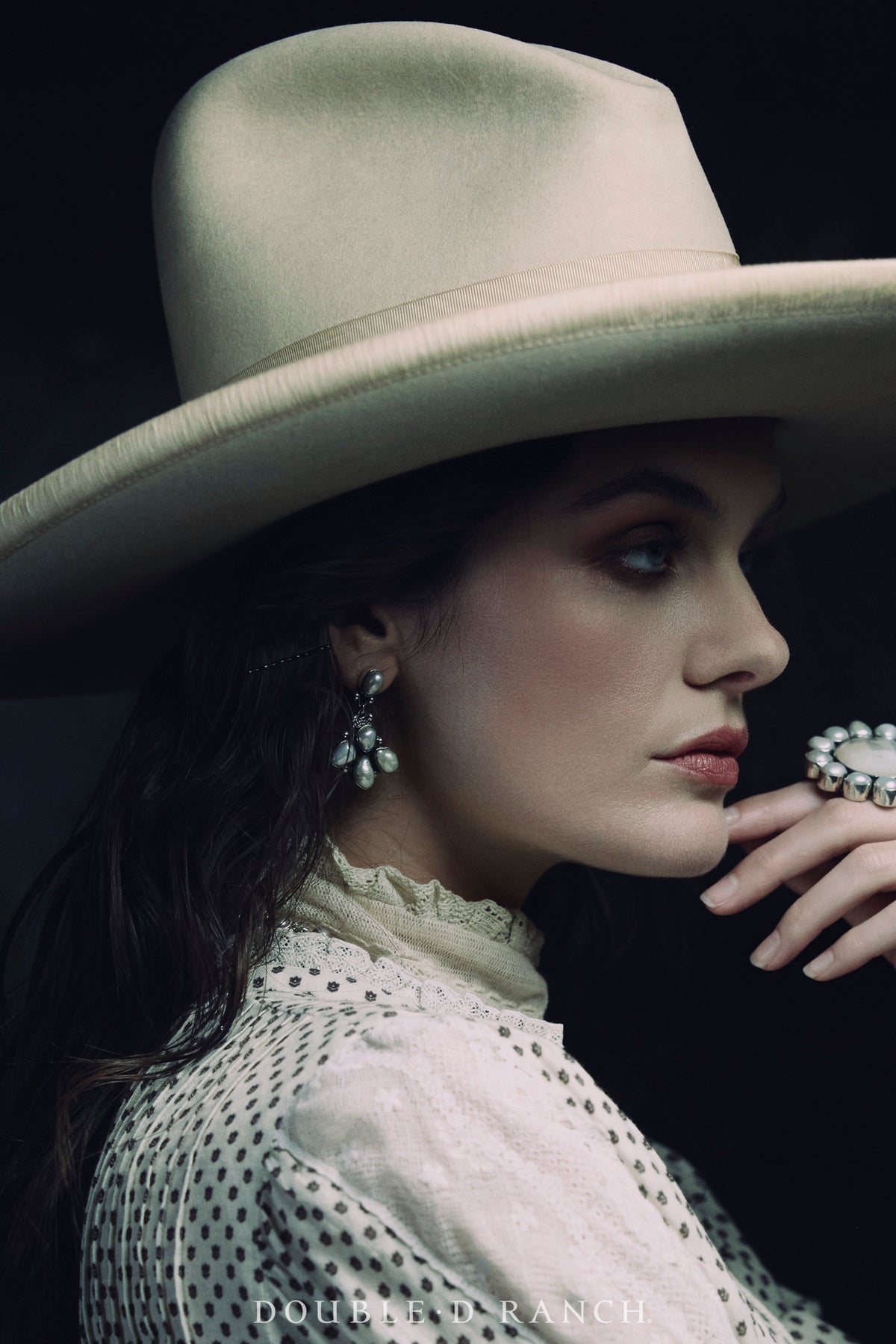 Earrings, Federico, Drop, Mother of Pearl, Hallmark, Contemporary, 1555K