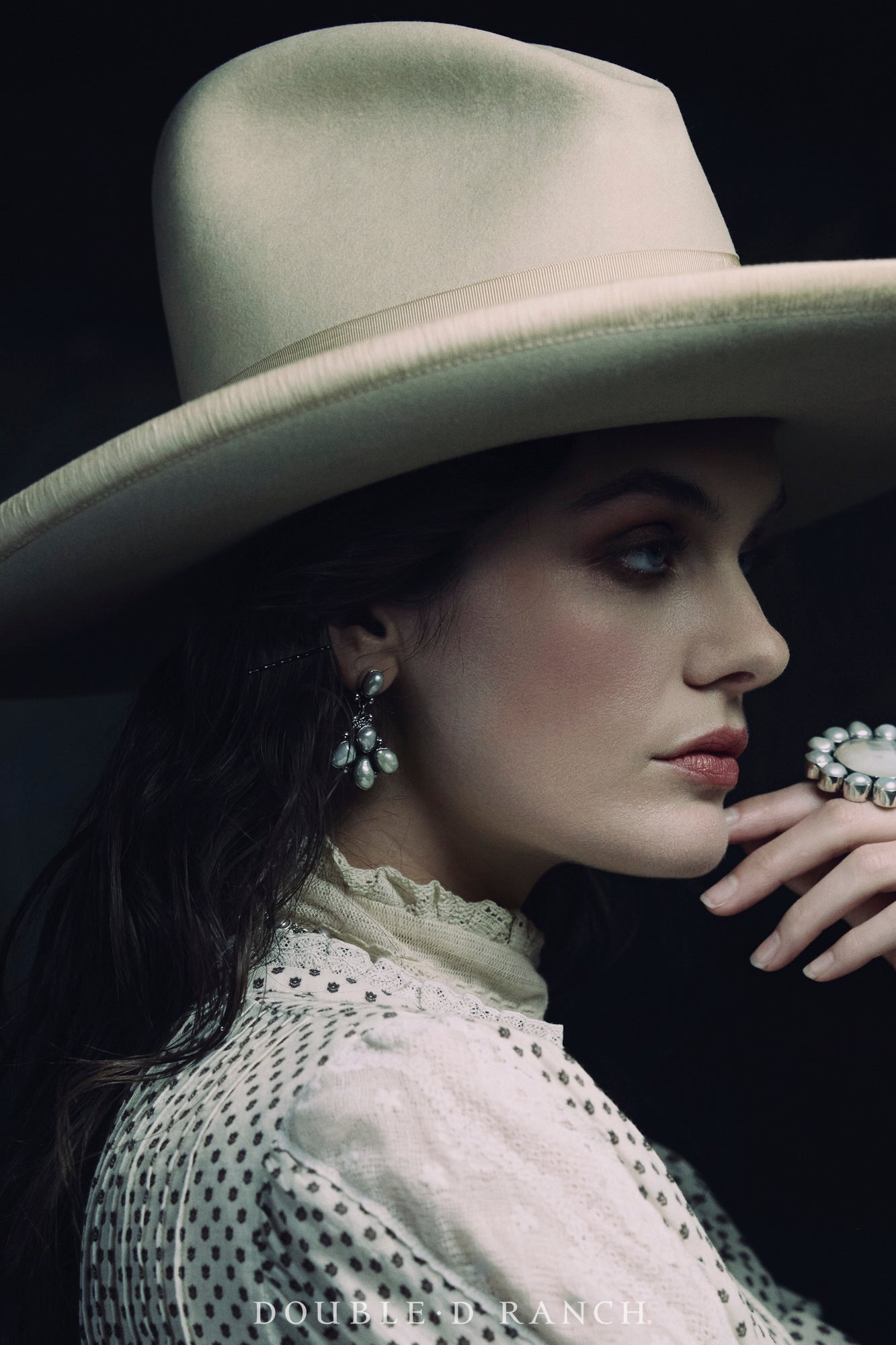 Earrings, Federico, Drop, Mother of Pearl, Hallmark, Contemporary, 1555K