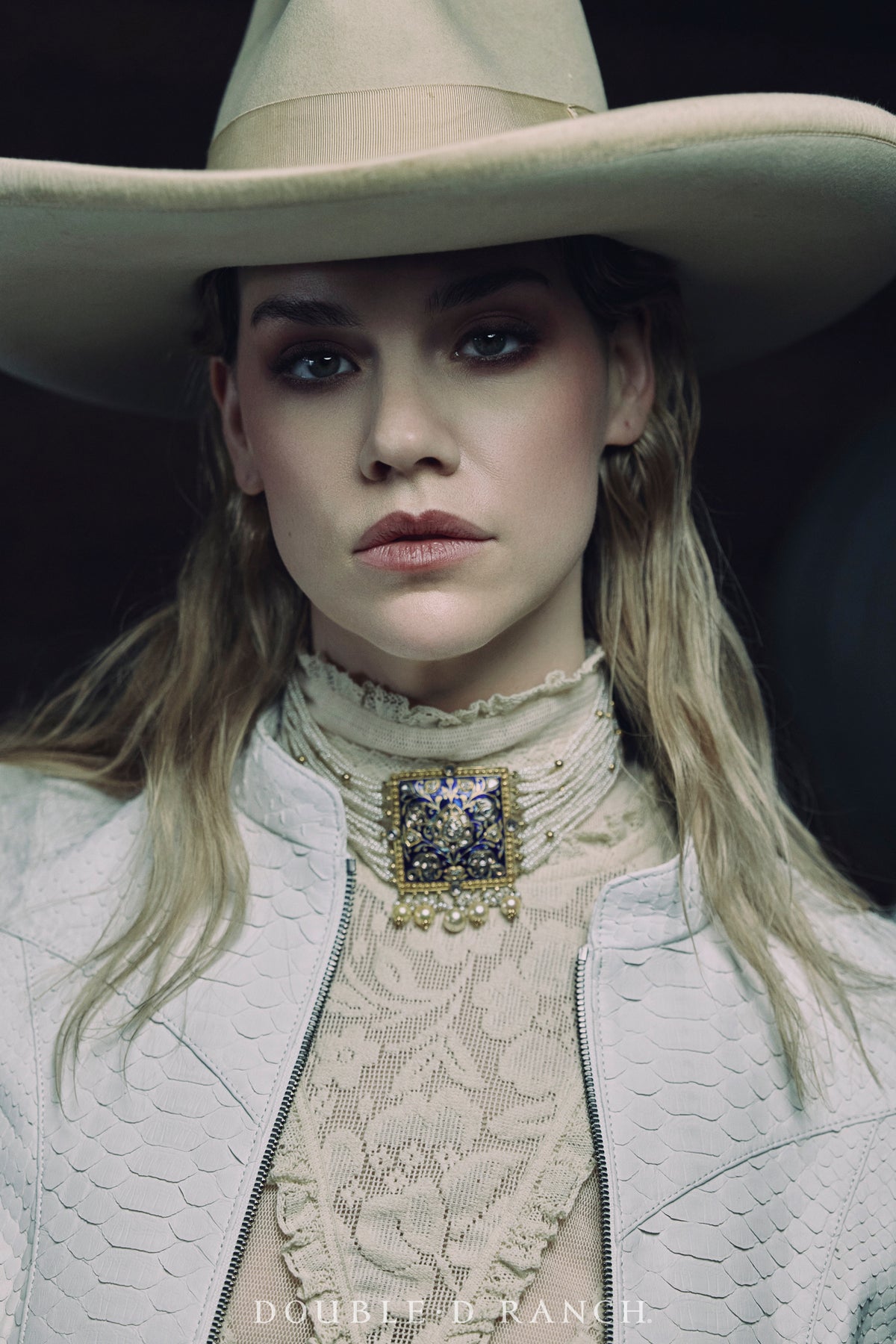 Necklace, Choker, Freshwater Pearls, Enamel Filigree Set in Gold, Reversible Medallion, Contemporary, 1995