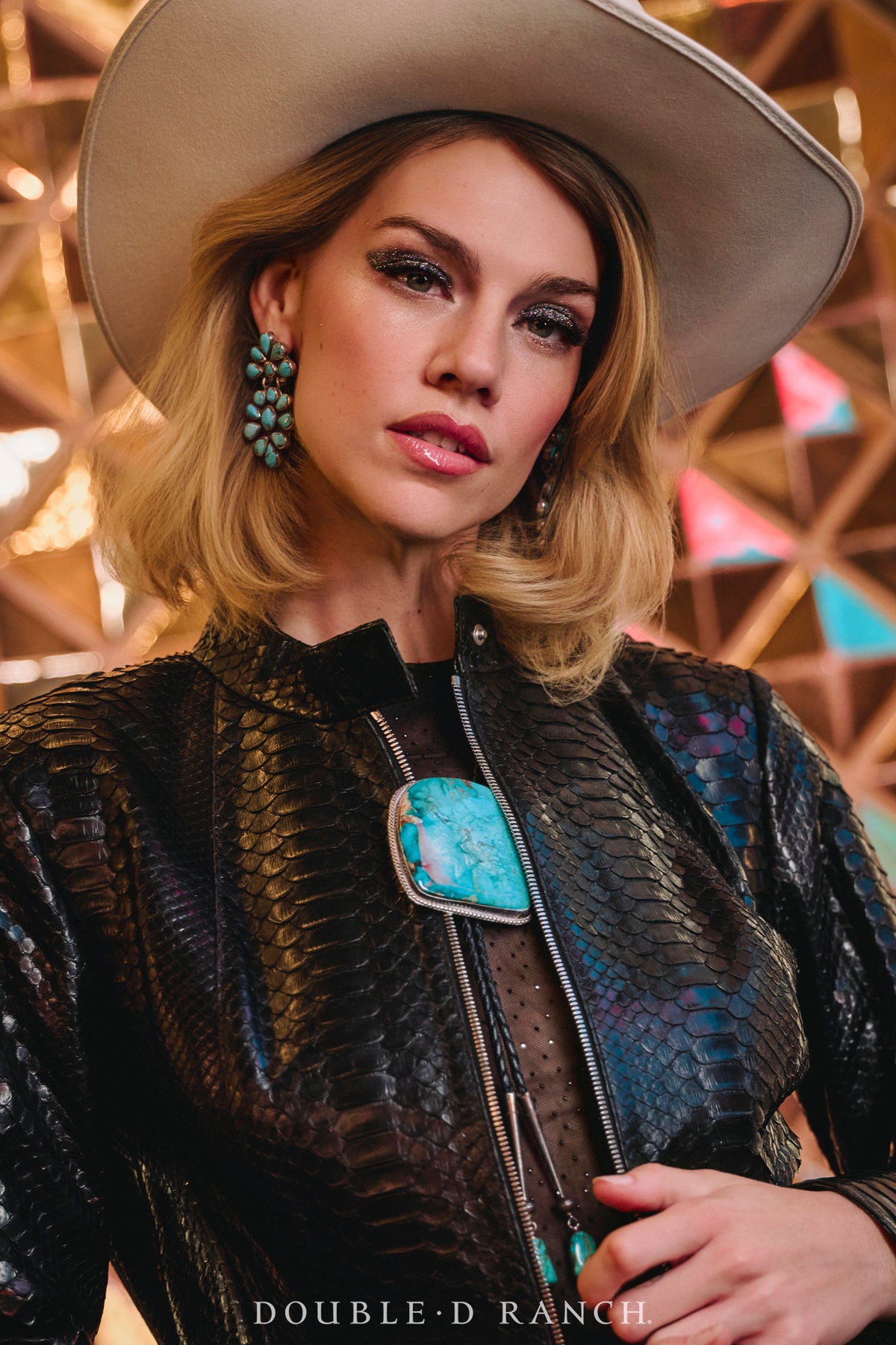 Bolo, Specimen, Turquoise, Matching Aigullettes, Vintage, 3587