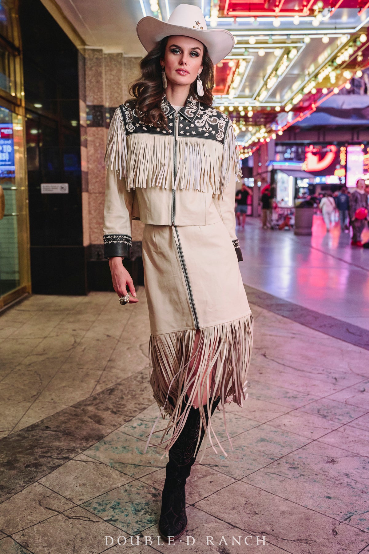 Skirt, Callahan's Corral