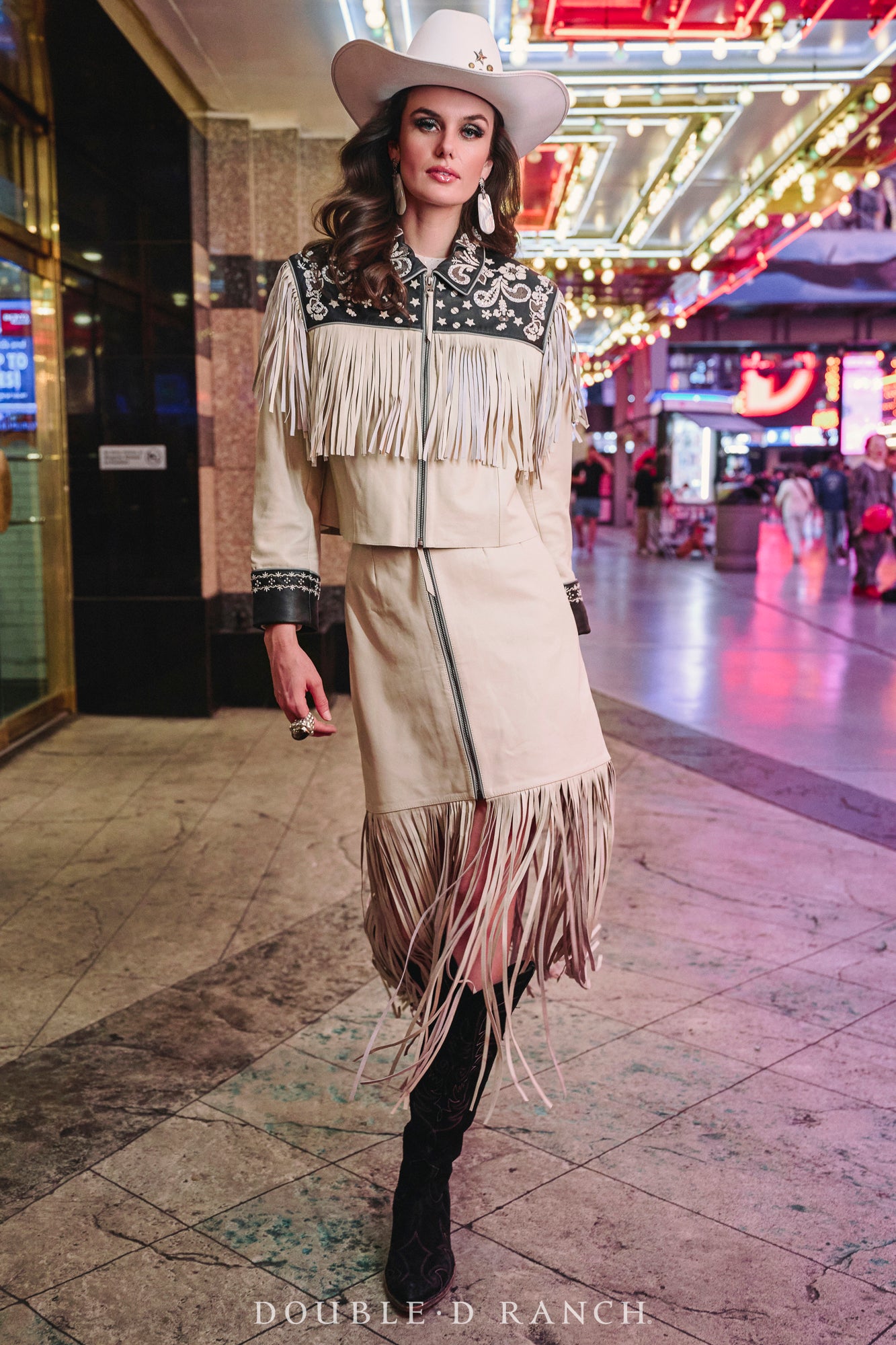 Skirt, Callahan's Corral