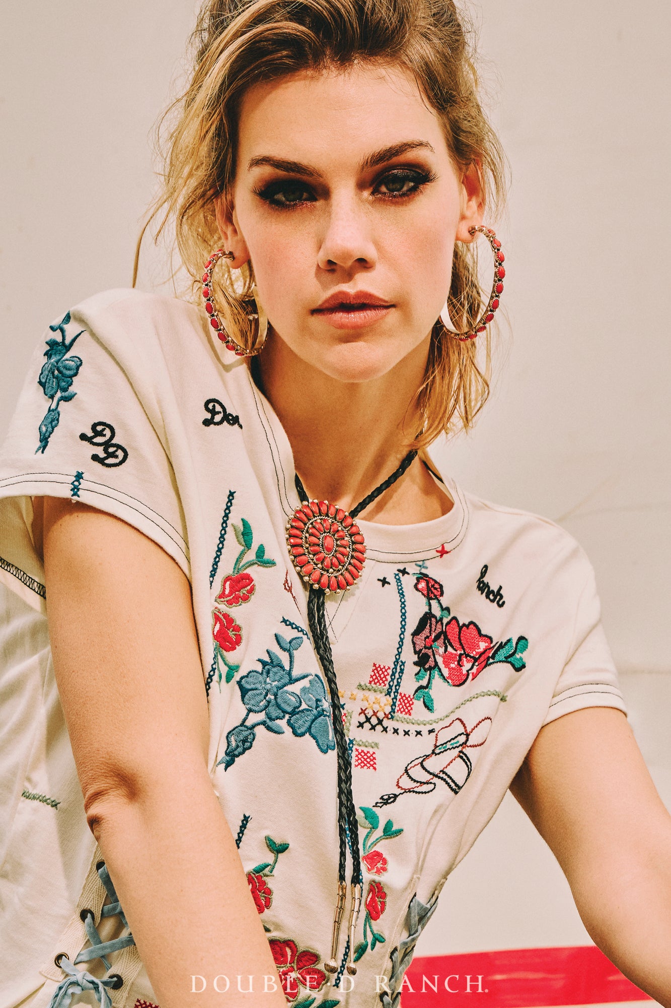 Bolo, Cluster, Coral  Alice Quam Hallmark, Vintage, 3701