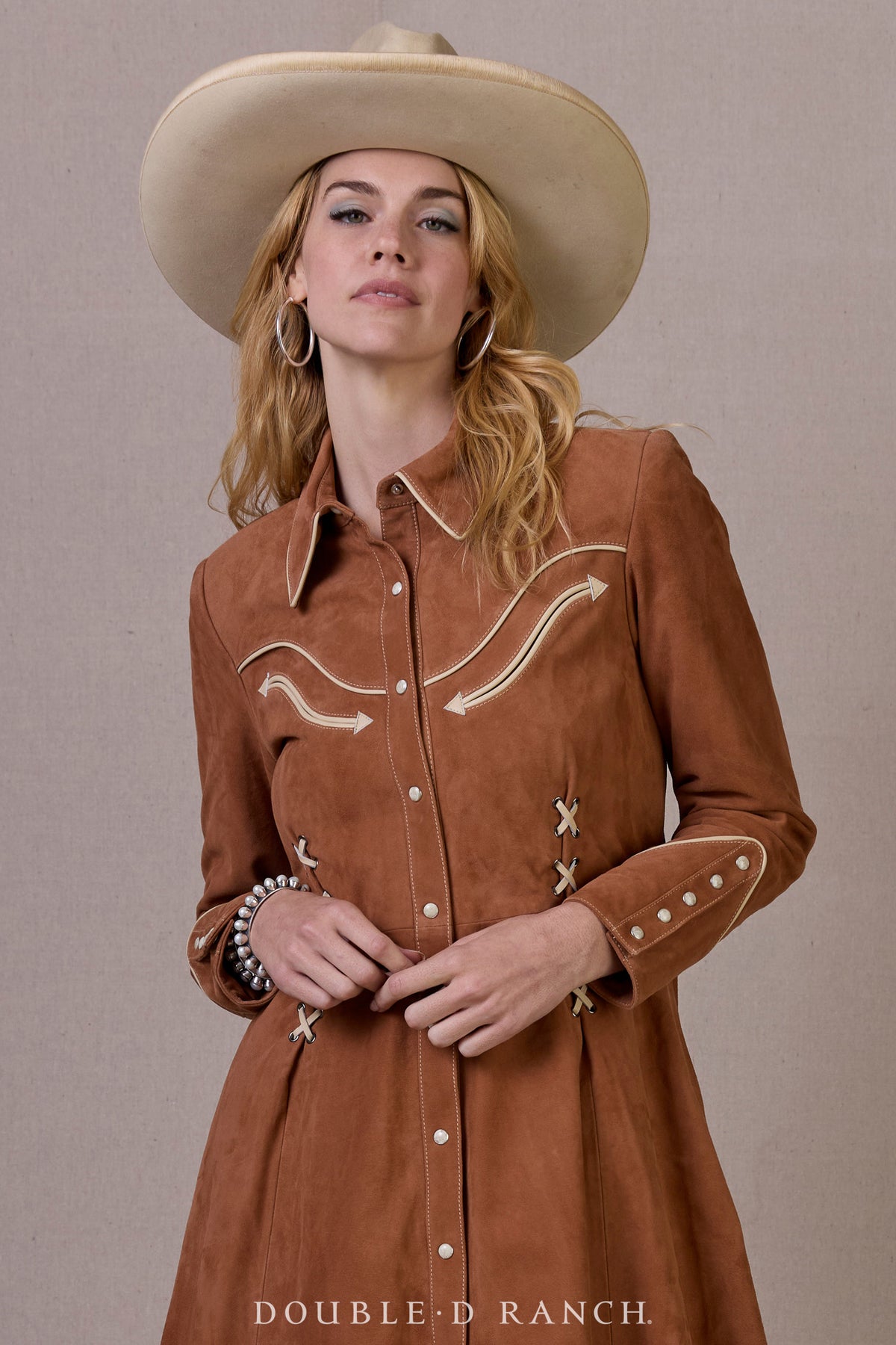 Dress, Holloway's Rein