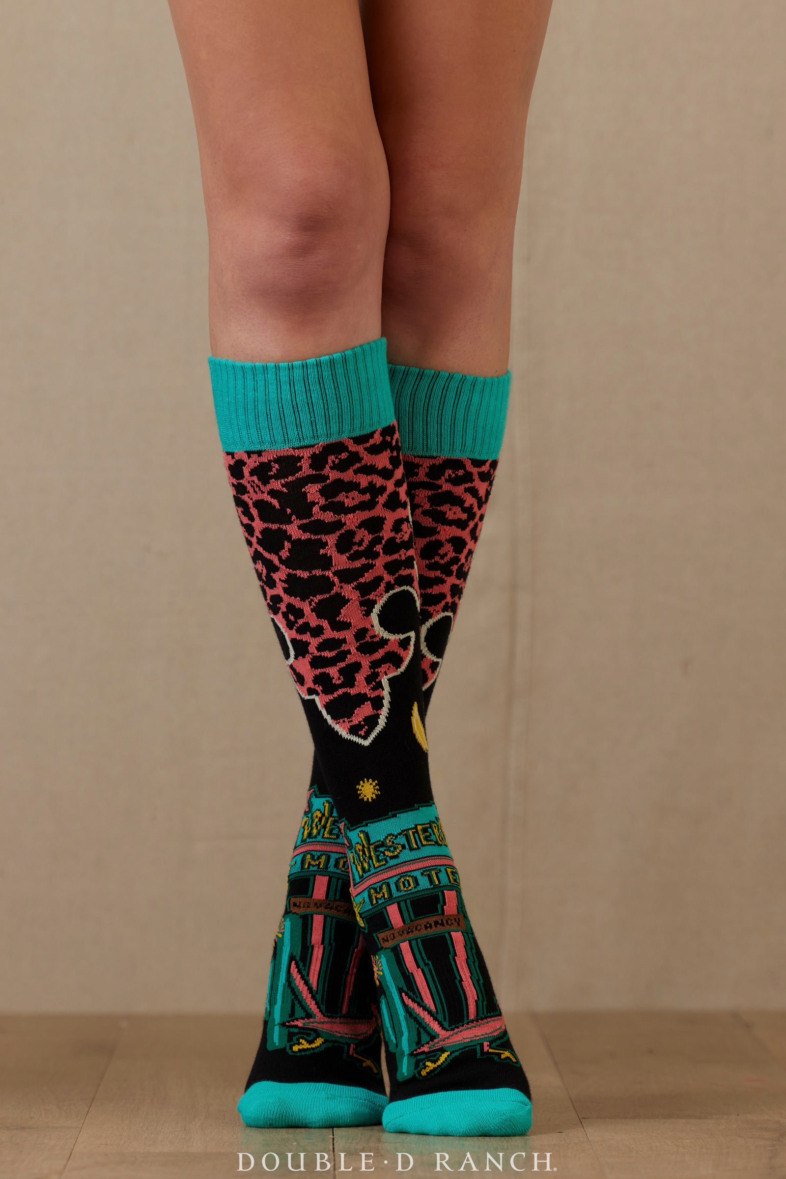 Socks, The Western Motel