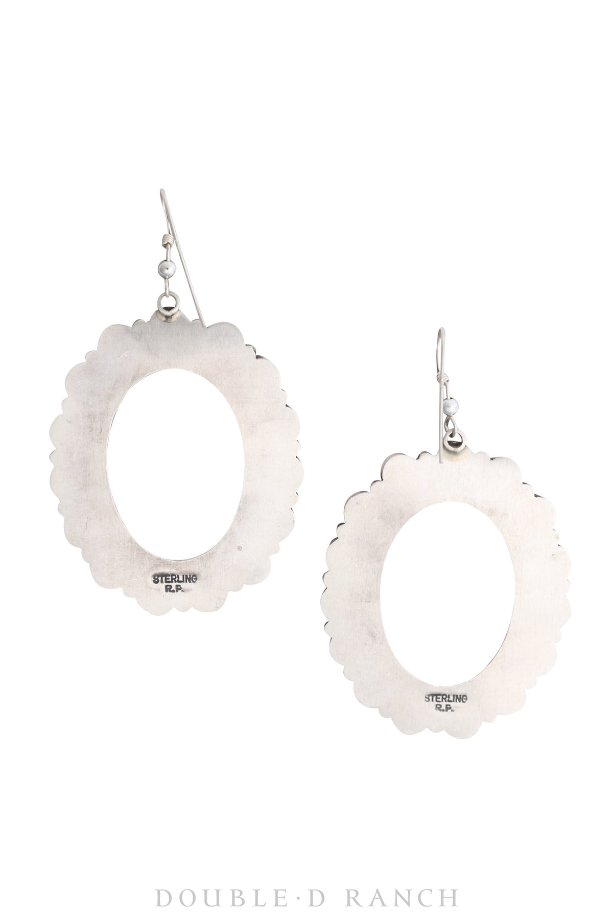 Oyster Small sterling silver hoop earrings