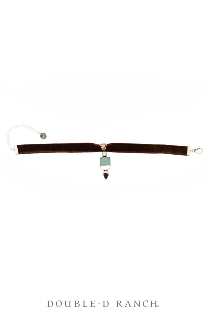 Necklace, Pendant, Margeaux Ribbon With Semi-Precious Stones, Hallmark, Contemporary, 3995Q