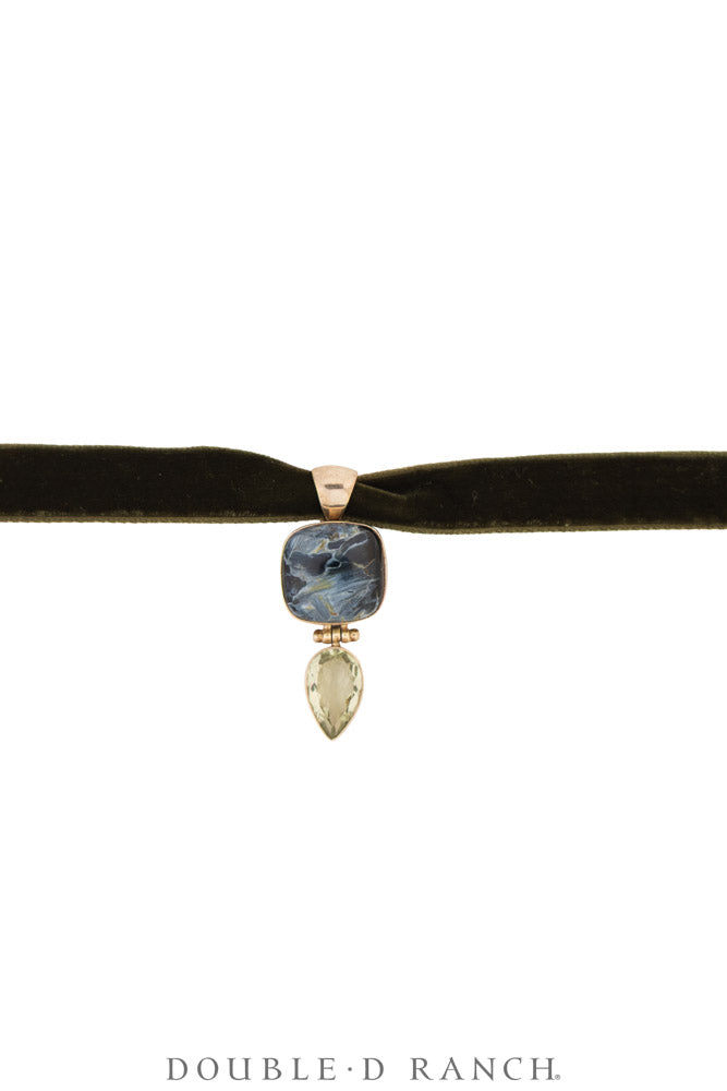 Necklace, Pendant, Margeaux Ribbon With Semi-Precious Stones, Hallmark, Contemporary, 3995E
