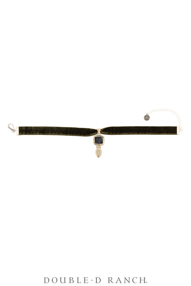 Necklace, Pendant, Margeaux Ribbon With Semi-Precious Stones, Hallmark, Contemporary, 3995E