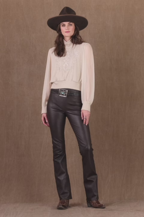 Top, Lasso the Night