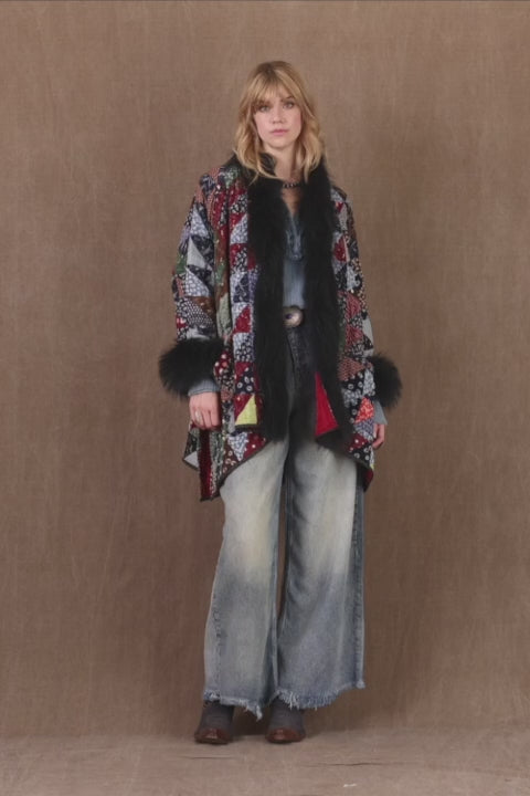 Cape, Lady Lancaster