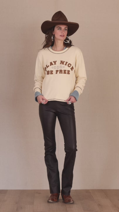 Sweatshirt, Be Free