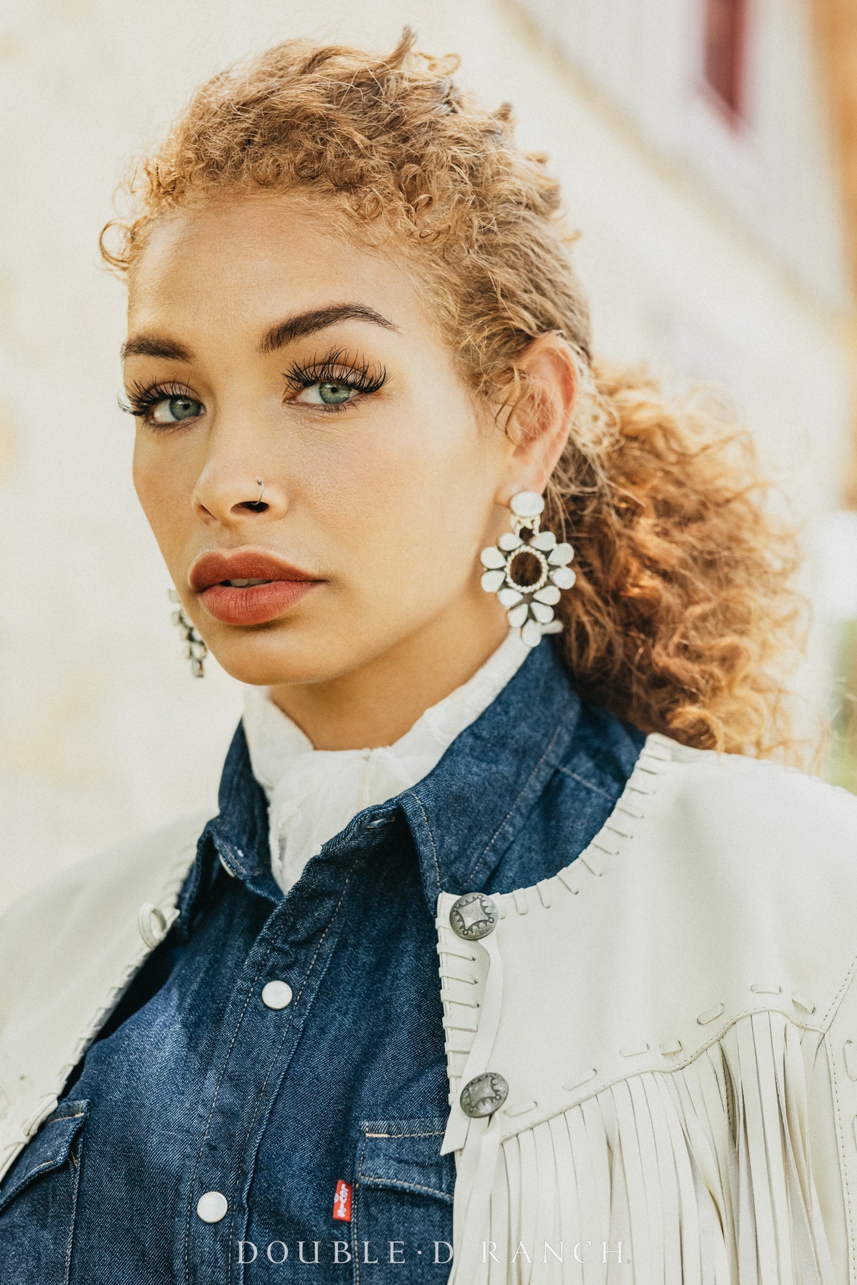 Earrings, Oscar Betz, Unique, Mother of Pearl, Hallmark, 628MOP