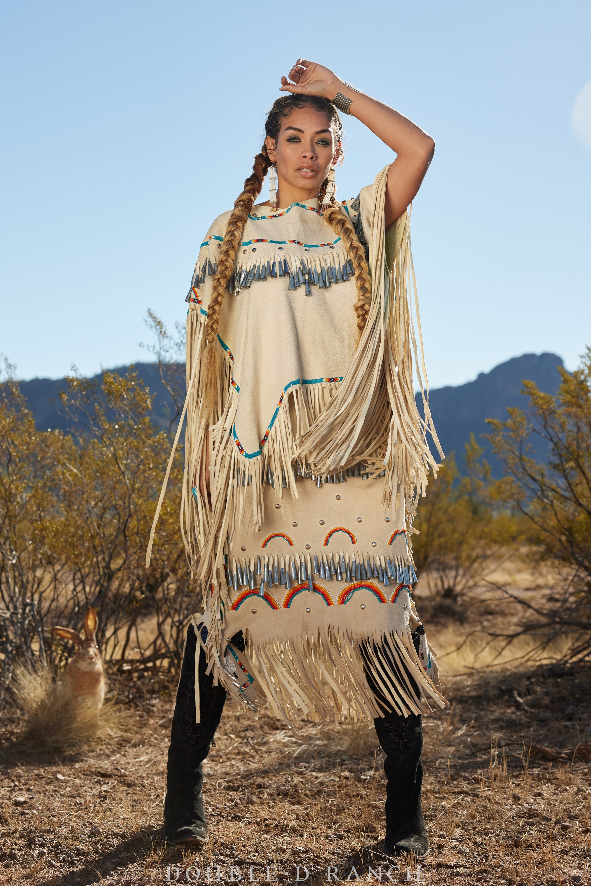 USA, United States, America, Utah, Mexican Hat, North America, woman,  traditional, dress, Native American, Indian, Navajo, long hair, dark,  vertical, ... - SuperStock