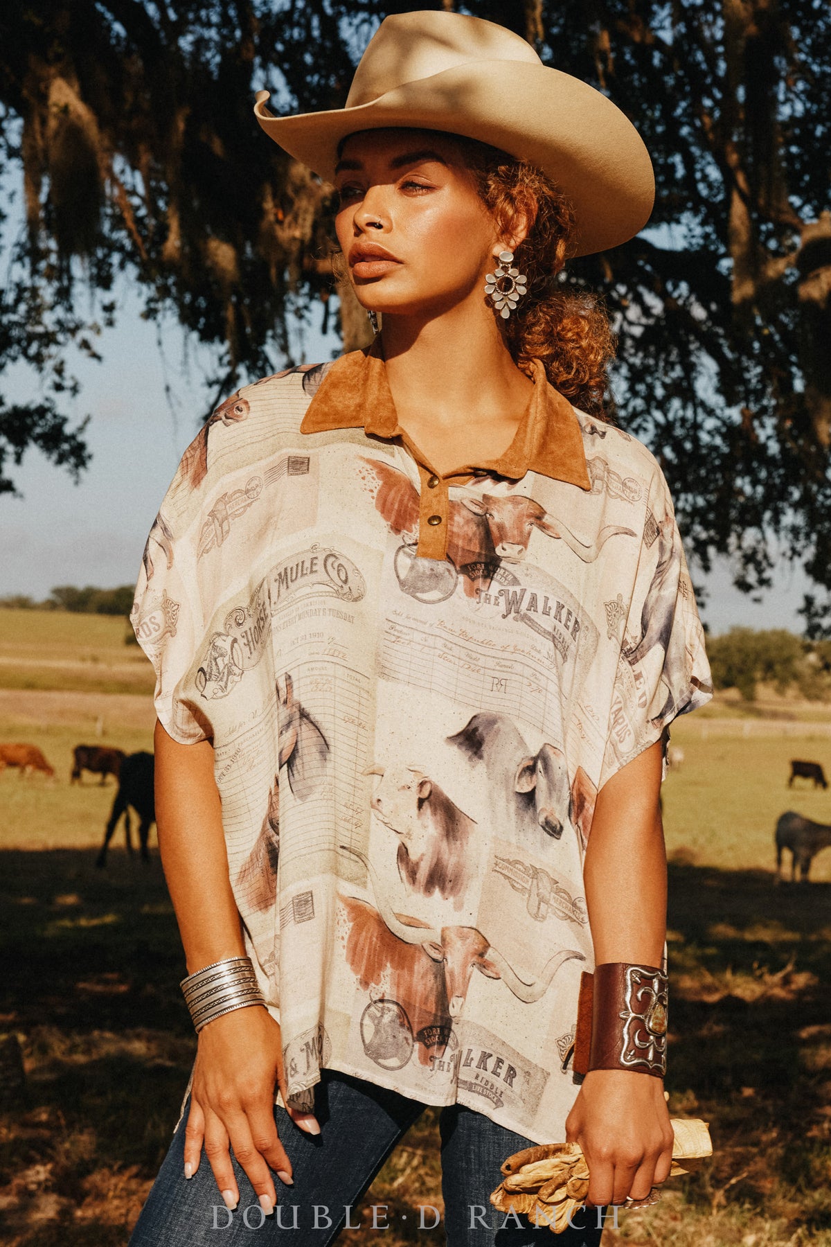 Earrings, Oscar Betz, Unique, Mother of Pearl, Hallmark, 628MOP