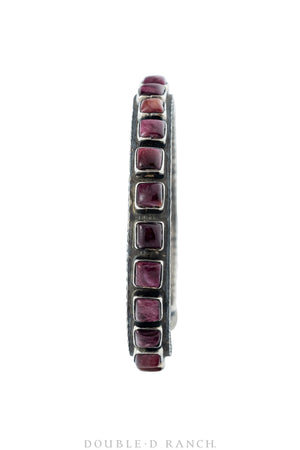 Cuff, Row, Purple Spiny Oyster, 24 Stone, Hallmark, Contemporary, 3014